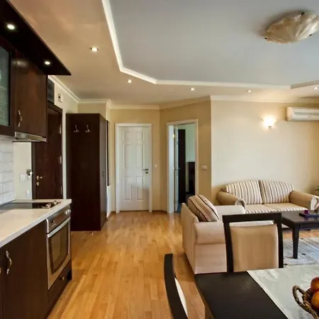 Alex Apartment *